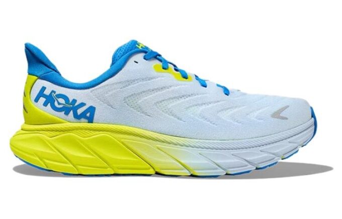 HOKA Arahi 6 «Isvann»
